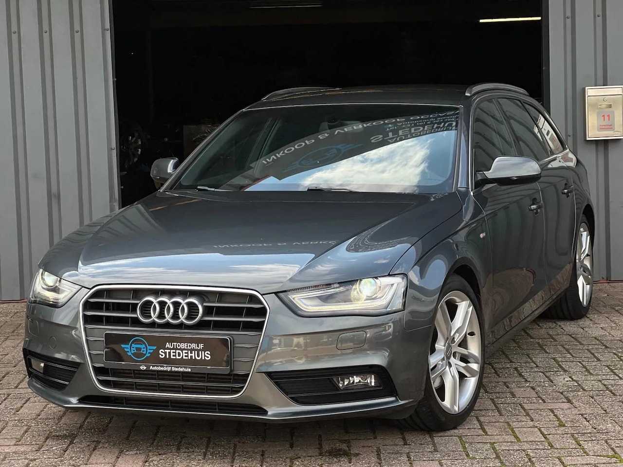 Audi A4 Avant - 2.0 TFSI S Line Edition - AutoWereld.nl