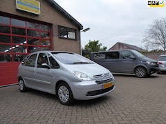 Citroën Xsara Picasso - 1.6i-16V Caractère