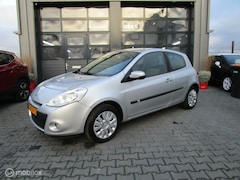 Renault Clio - 1.2 Sélection Business Airco Cruise Navigatie