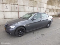 BMW 3-serie - 320i Executive