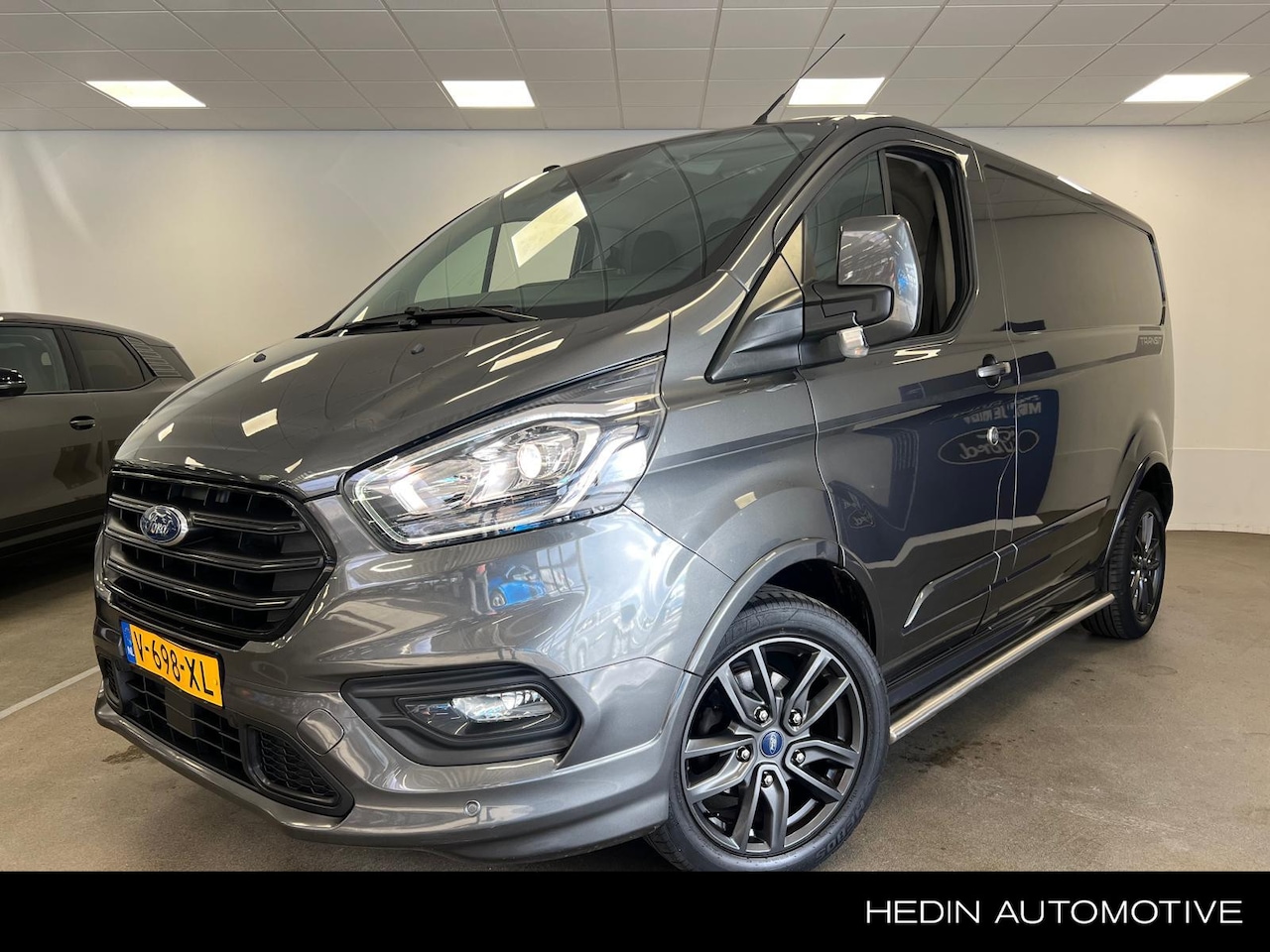 Ford Transit Custom - 290 L1H1 Sport 170PK | Camera | BLIS | Trekhaak | Sidebars - AutoWereld.nl