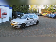 Volkswagen Polo - 1.4-16V Comfortline