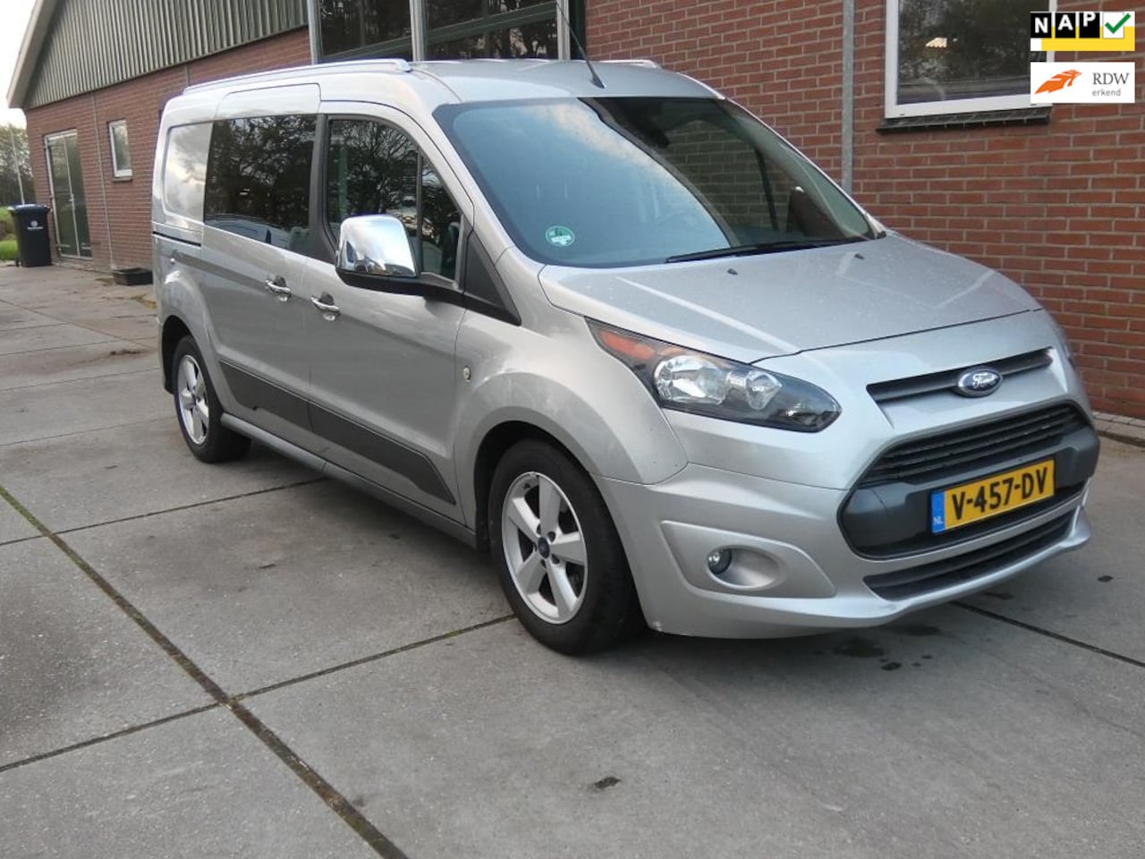 Ford Transit Connect - 1.5 TDCI L2 Trend* autom* navi/camera * - AutoWereld.nl