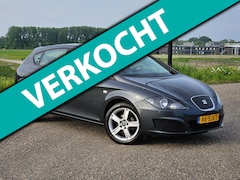 Seat Leon - 1.6 TDI Ecomotive Reference Dealer Ondrh/Airco/Cruise/Lmv/Nap/Boekjes