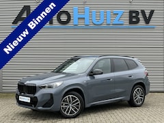 BMW X1 - sDrive20i High Executive M Sport Trekhaak Head-Up Display DAB Keyless Entry Stuurwielverwa