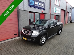 Nissan Navara - 2.5 dCi SE King Cab pick-up airco