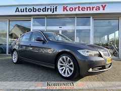 BMW 3-serie - 325i High Executive AUTOMAAT/NAVI/LEDER/CRUISE CONTROL/100% ONDERHOUDEN