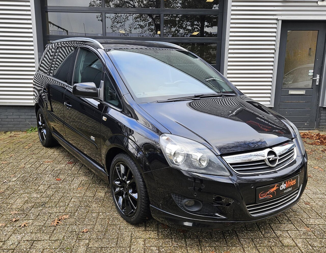 Opel Zafira - 1.8 OPC line Edition **140PK-7PERS** - AutoWereld.nl