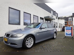 BMW 3-serie - 320I BUSINESS LINE Youngtimer