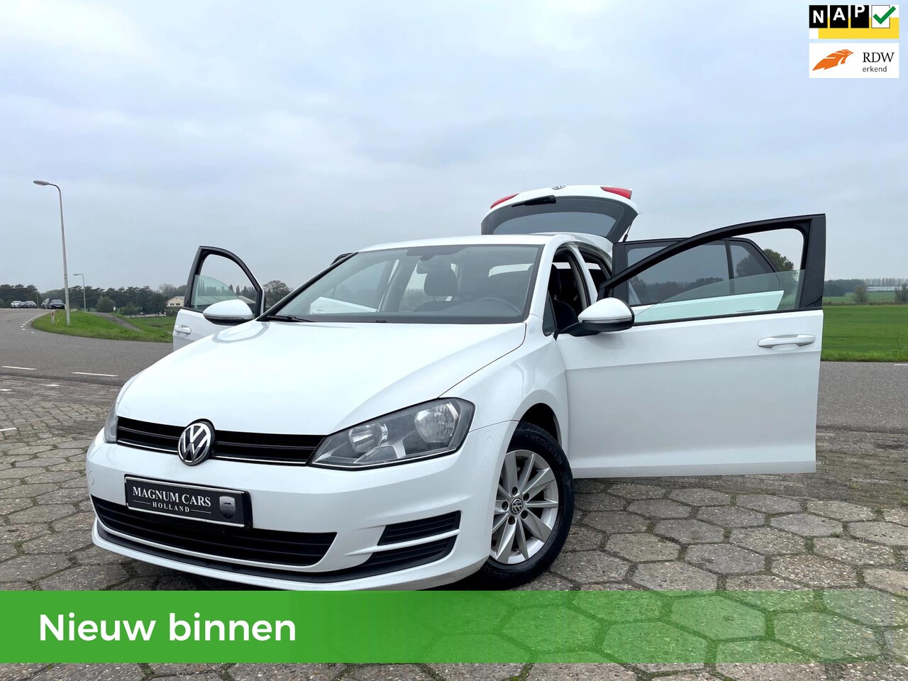 Volkswagen Golf - 1.2 TSI NAP 5drs Airco Grote Scherm Velgen - AutoWereld.nl