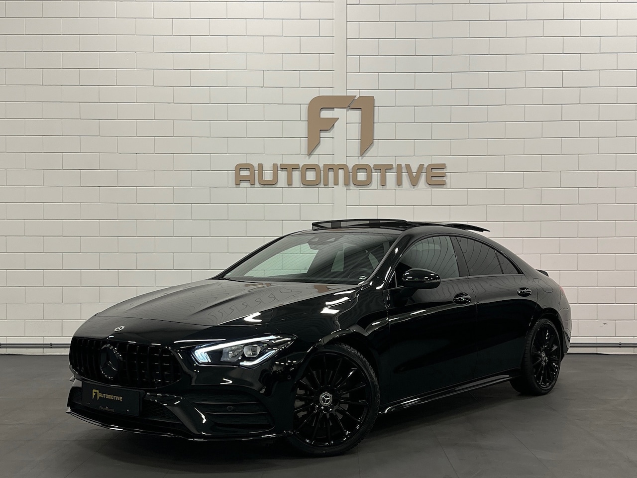 Mercedes-Benz CLA-Klasse - 250 e AMG Pano|Memory|Bur|Sfeer|45s - AutoWereld.nl