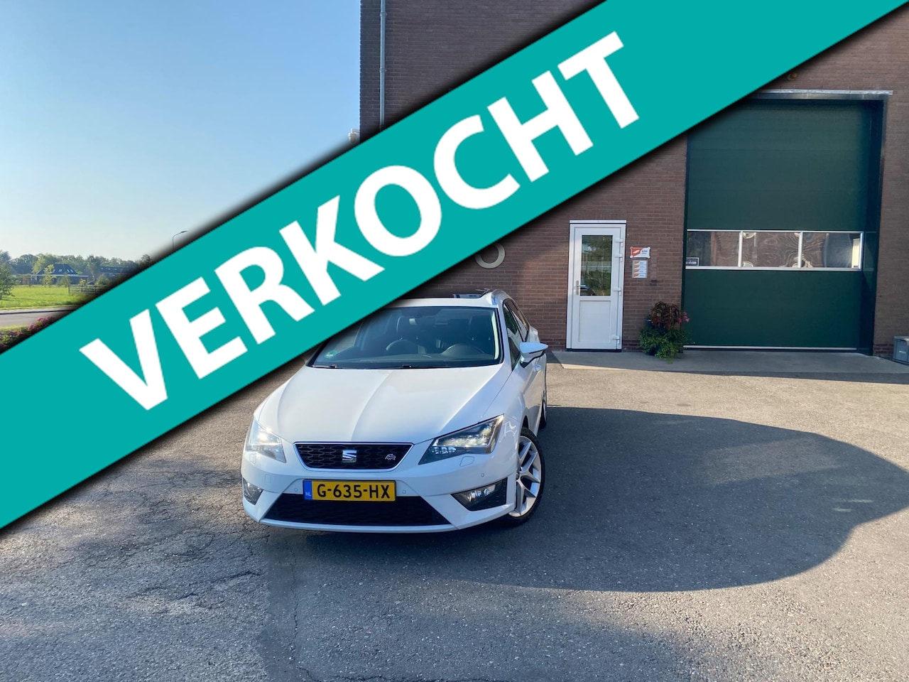 Seat Leon ST - 1.4 EcoTSI FR Connect / Pdc / Camera / trekhaak / Automaat / Pano - AutoWereld.nl