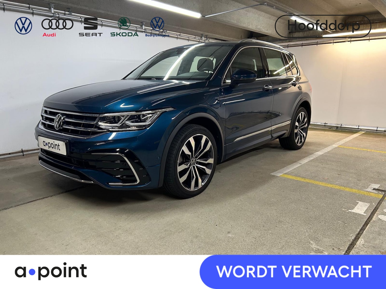 Volkswagen Tiguan - 1.4 TSI eHybrid R-Line Business 245PK PHEV | Panorama dak | 20" LM velgen | Stoelverwarmin - AutoWereld.nl