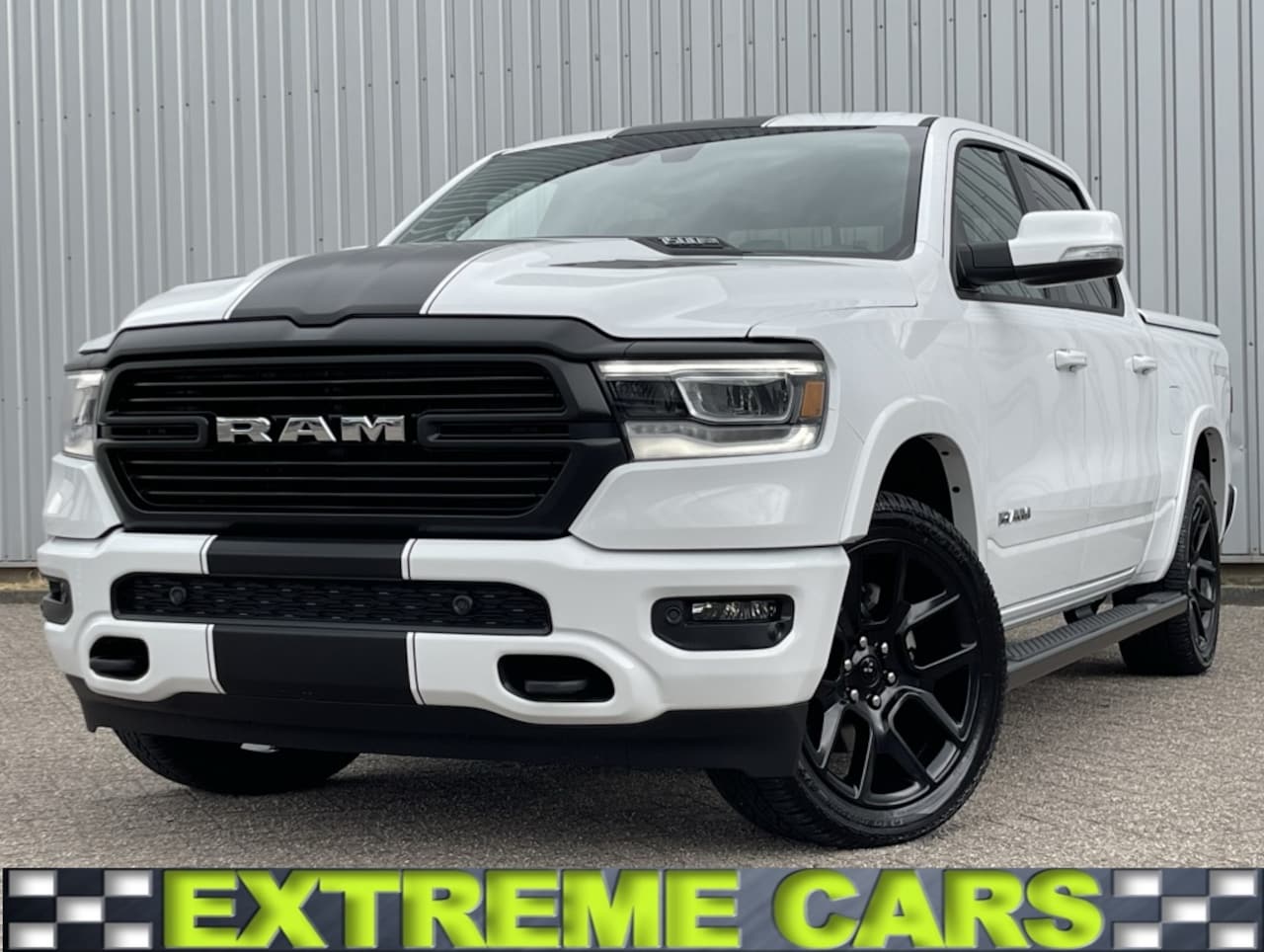 Dodge Ram Pick Up - 1500 4x4 Crew Cab Laramie Sport LPG Rijklaar - AutoWereld.nl