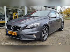 Volvo V40 - 1.6 D2 R-Design Afn Trekhaak - Nwe Distr. & Roetf