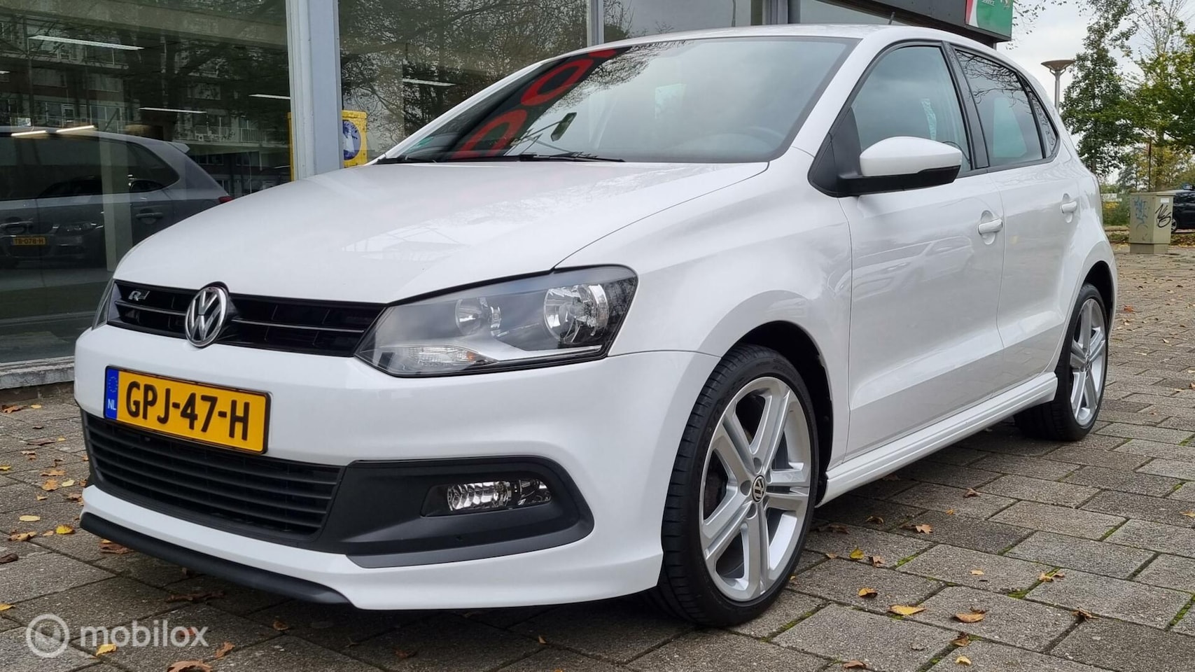 Volkswagen Polo - 1.2 TSI R-Line 1.2 TSI R-line - AutoWereld.nl