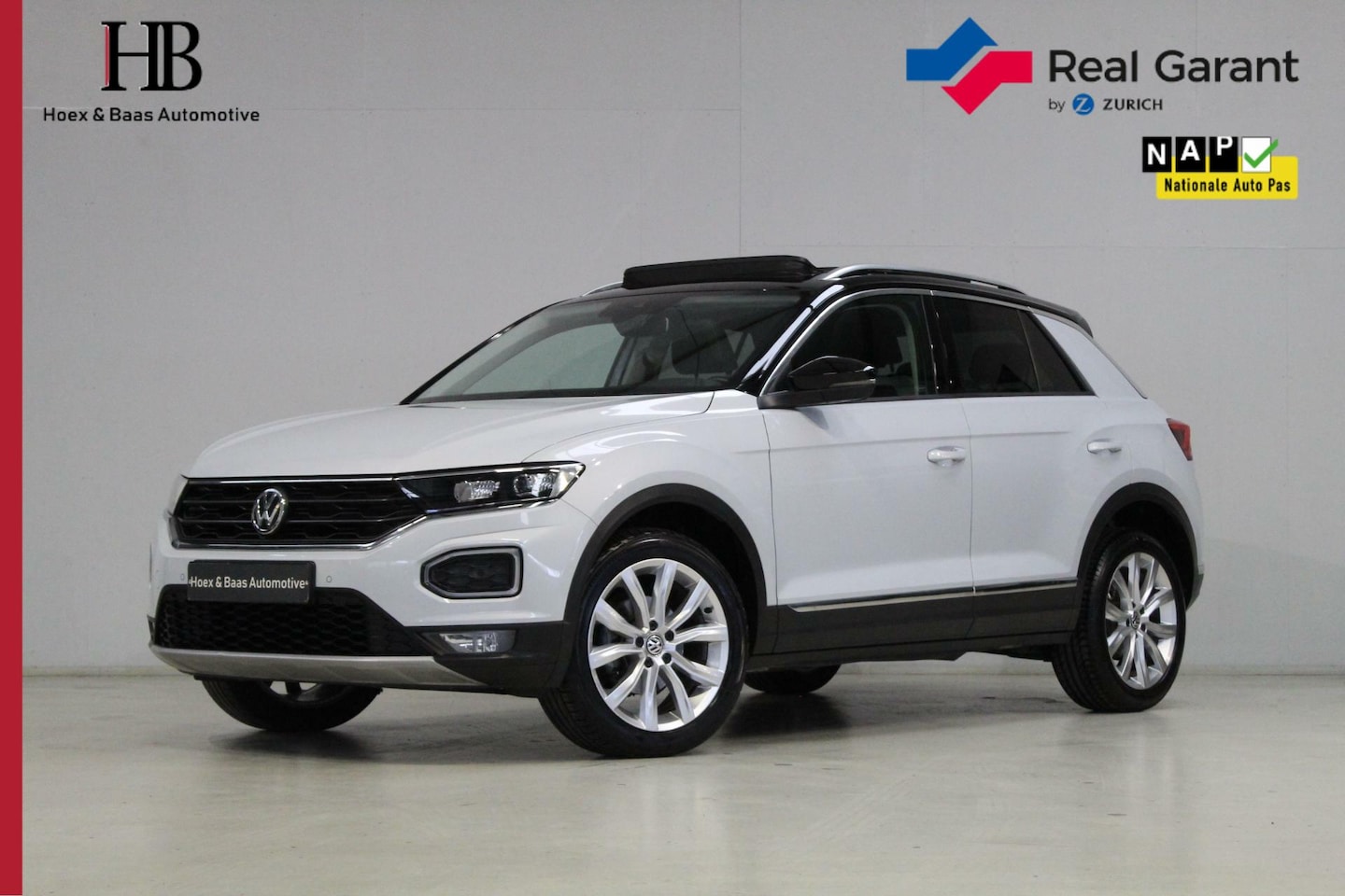 Volkswagen T-Roc - 1.5 TSI Sport/Panodak/18inch/Virtual/Adaptieve cruise - AutoWereld.nl