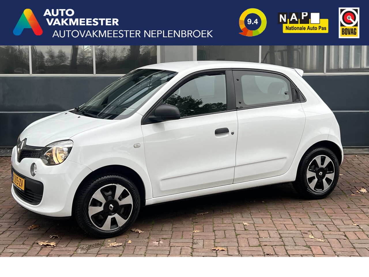 Renault Twingo - 1.0 SCe Collection Bj 2016 Km 100.000 nap 2e eigenaar Hoge zit !! - AutoWereld.nl