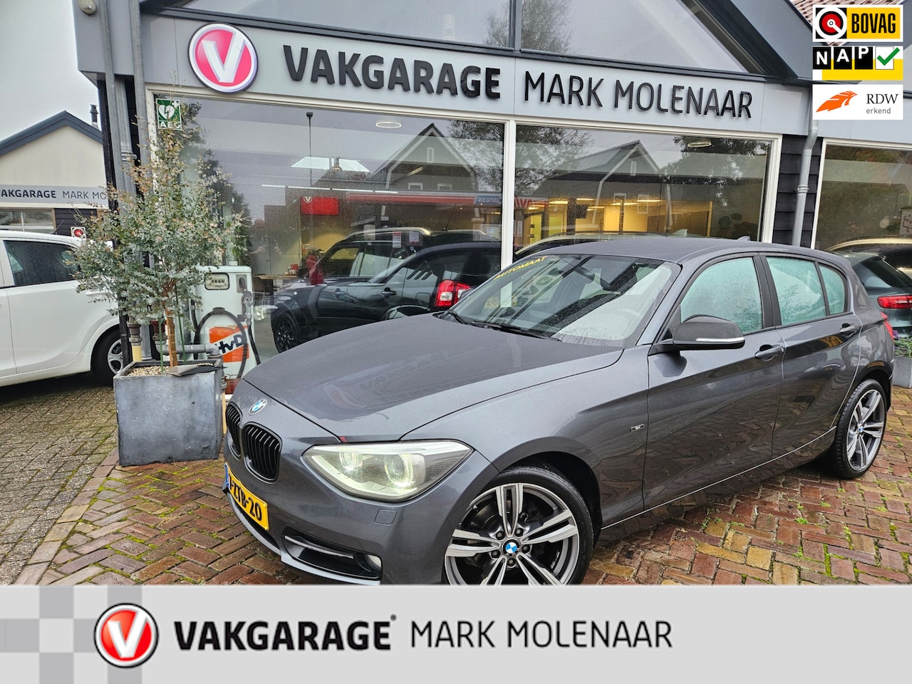 BMW 1-serie - 116i Executive 116i Executive,automaat,sportieve uitstraling - AutoWereld.nl