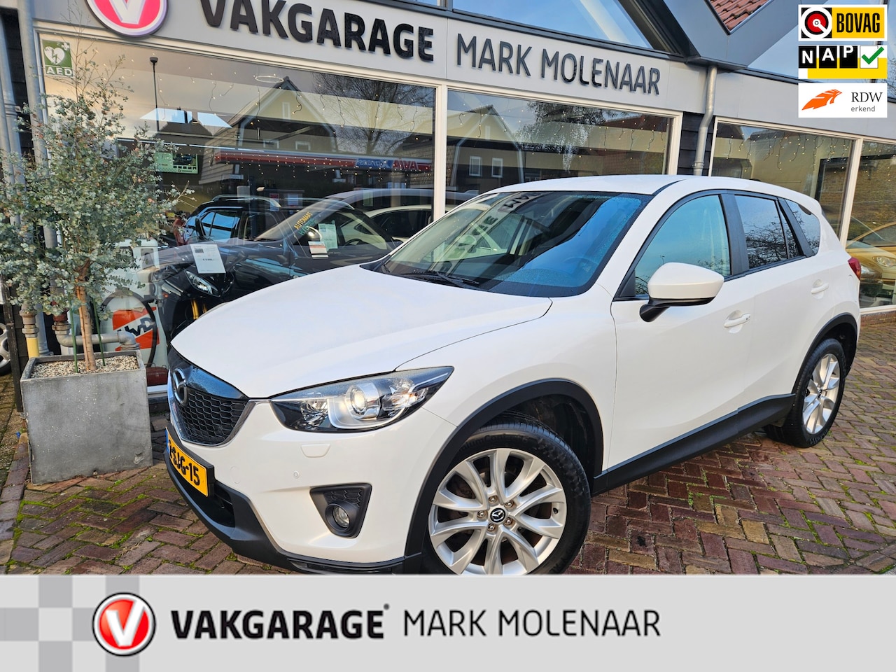 Mazda CX-5 - 2.0 GT-M 4WD 2.0 GT-M 4WD,automaat,leder,parelmoerwit - AutoWereld.nl