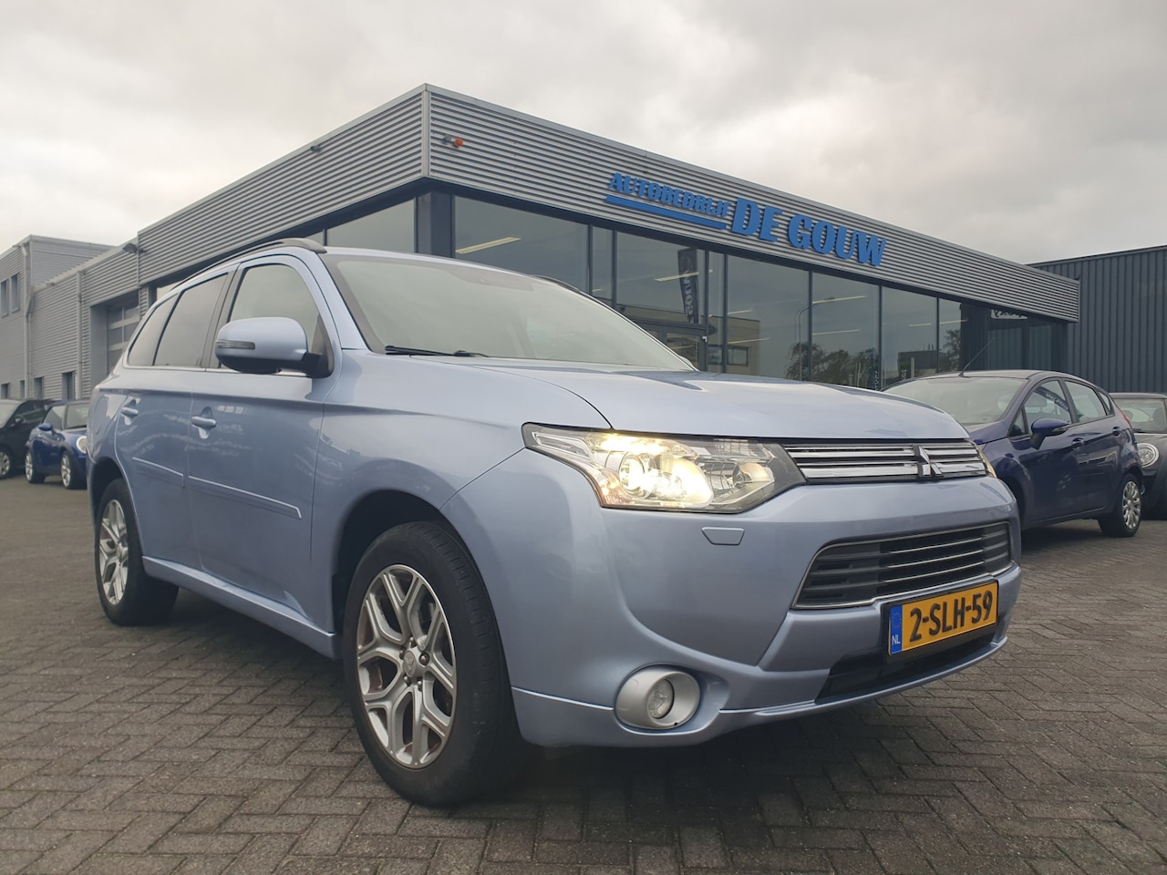 Mitsubishi Outlander - 2.0 PHEV instyle 2.0 PHEV Instyle - AutoWereld.nl