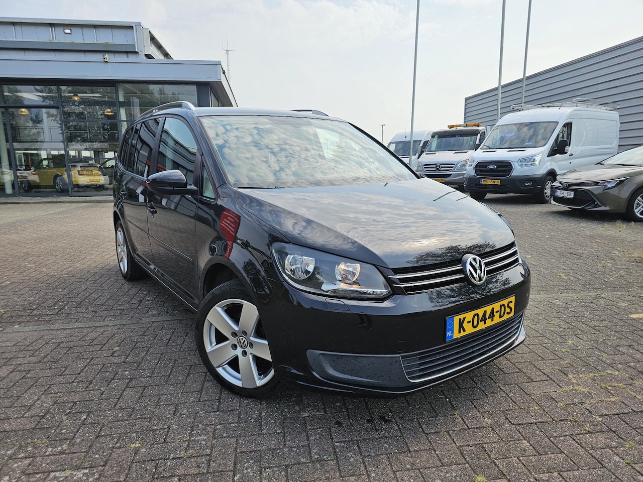 Volkswagen Touran - 1.4 TSI Comfortline 7p. 1.4 TSI Comfortline 7p. Trekhaak - AutoWereld.nl