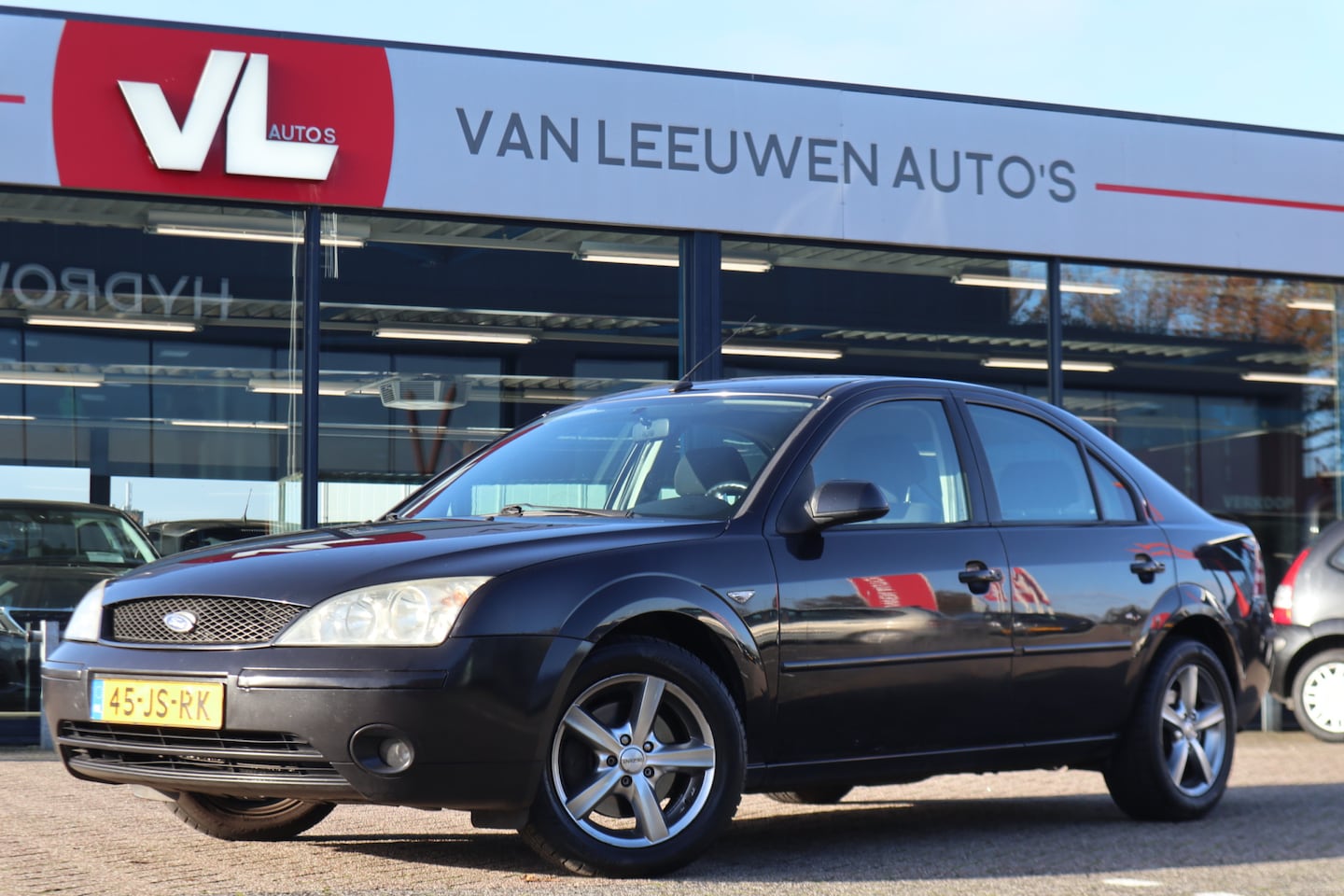 Ford Mondeo - 2.0-16V Collection | Apk 12-09-2025 | Trekhaak | Automatische Airco - AutoWereld.nl