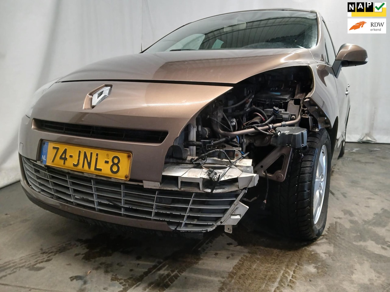 Renault Grand Scénic - 1.4 TCe Dynamique 7p. - Airco - Cruise - Navi - Export - AutoWereld.nl