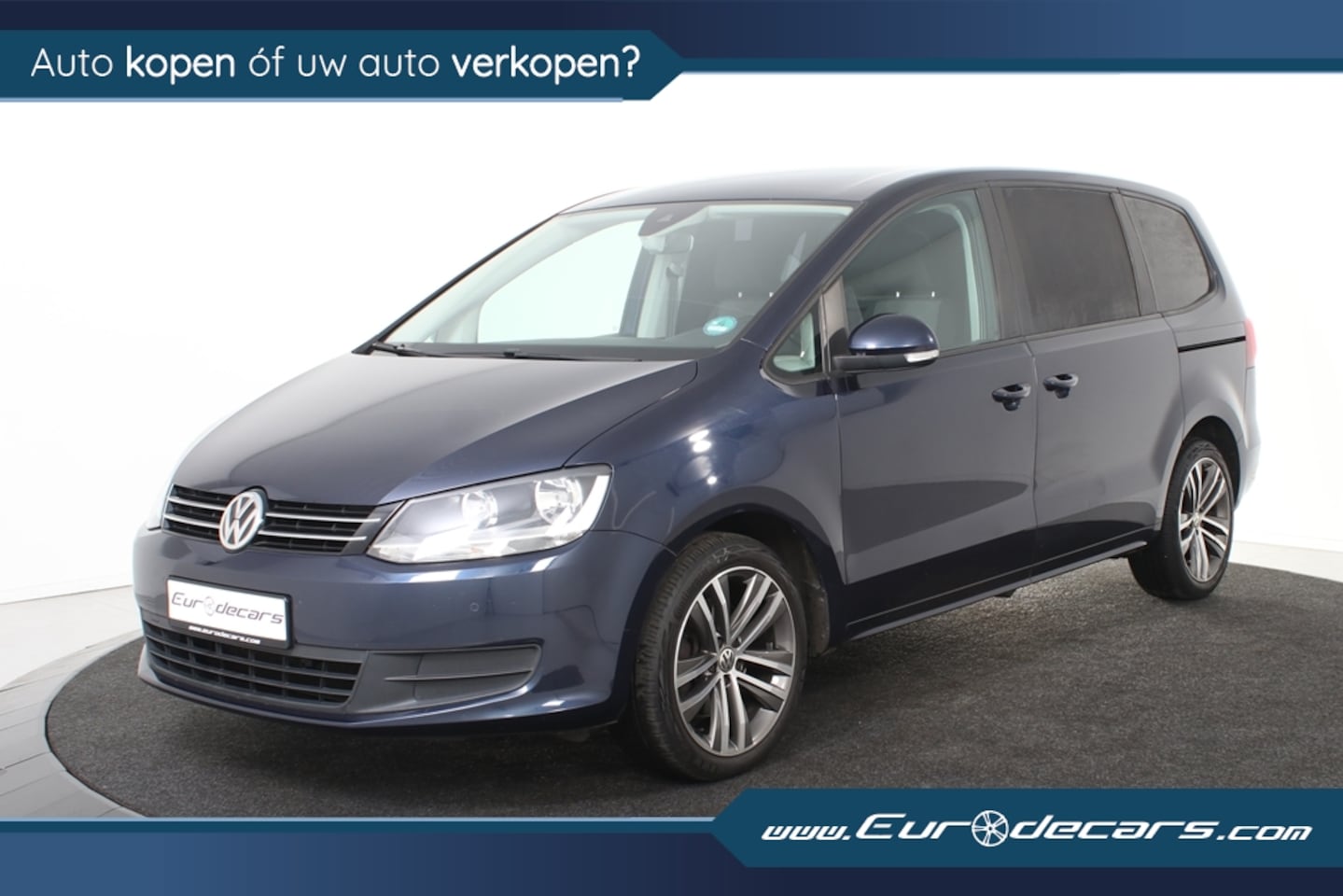 Volkswagen Sharan - 2.0 TDI DSG *Navigatie*Stoelverwarming* - AutoWereld.nl