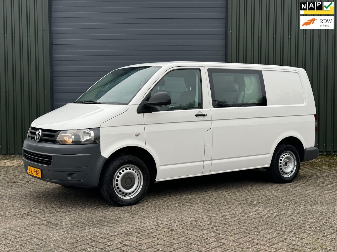 Volkswagen Transporter - 2.0 TDI L1H1 T800 Baseline DC Budgetline APK - AutoWereld.nl