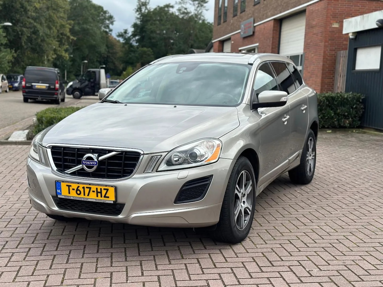 Volvo XC60 - 2.0 T5 FWD Summum 2.0 T5 FWD Summum - AutoWereld.nl