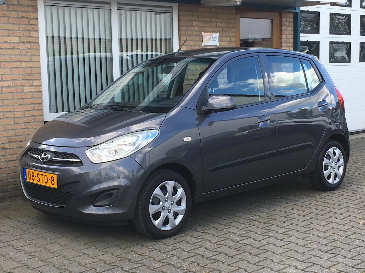 Hyundai i10 - 1.2 i-Drive Cool AUTOMAAT - AutoWereld.nl