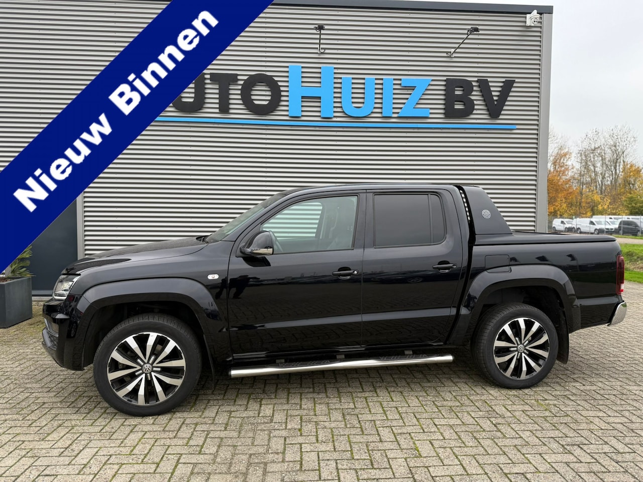 Volkswagen Amarok - 3.0 TDI 4Motion V6 Plus Cab Highline Leder BTW auto (achterbank aanwezig) - AutoWereld.nl