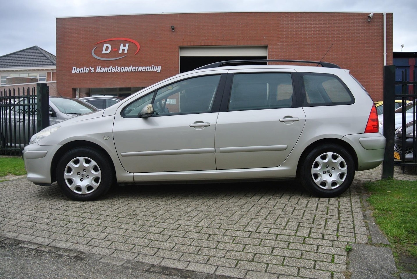 Peugeot 307 Break - 1.6-16V XS airco apk 27-09-2025 inruil mogelijk nap - AutoWereld.nl