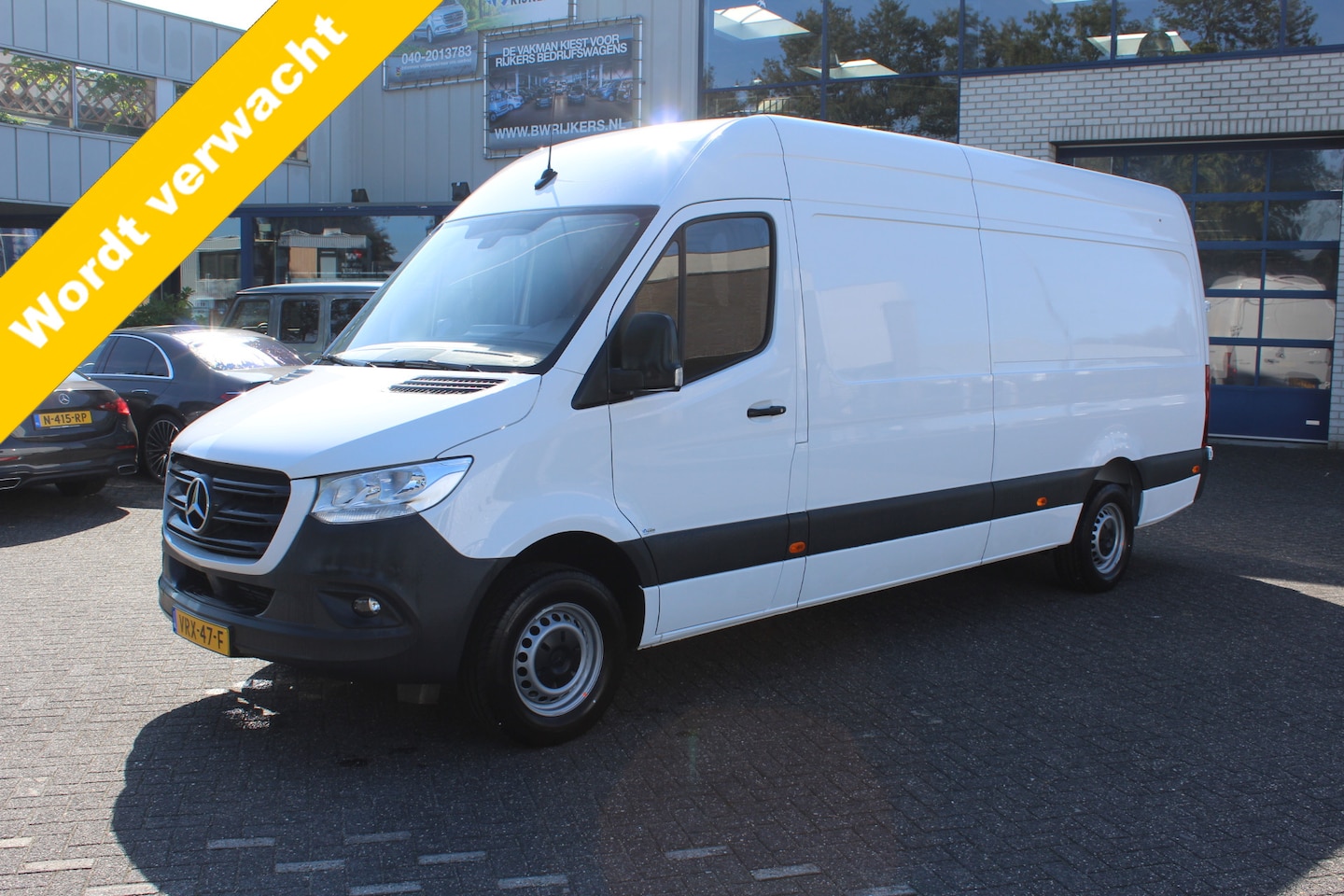 Mercedes-Benz Sprinter - 317 CDI L3H2 Pro Smartphone integratie, Winter pakket, Comfort stoel - AutoWereld.nl