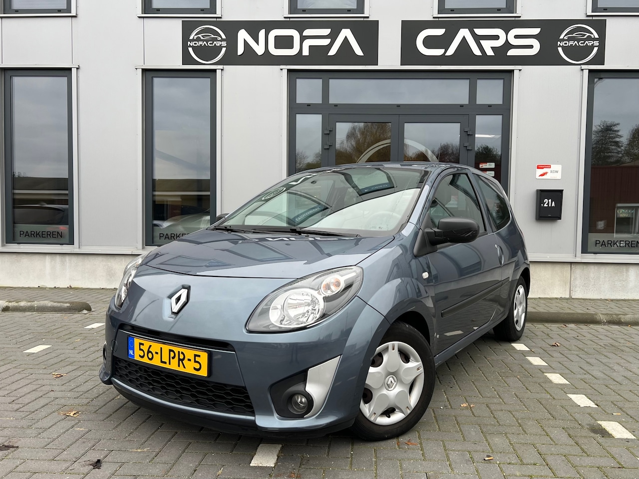 Renault Twingo - 1.2- Authentique|NAP|AIRCO|EERSTE EIGENAAR - AutoWereld.nl