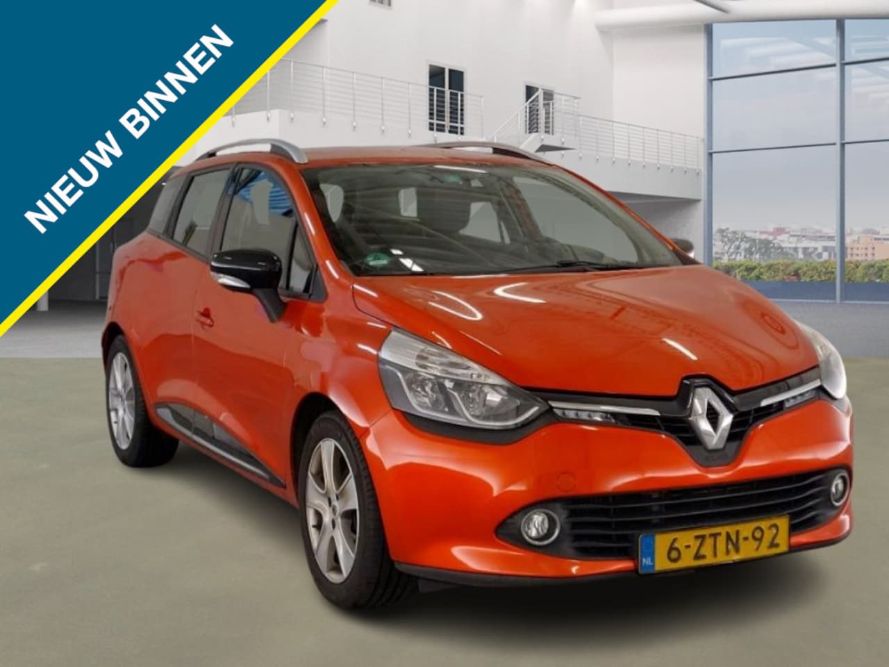 Renault Clio Estate - 0.9 TCe EXPRESSION + AIRCO/CRUISE/LMV/NAVI - AutoWereld.nl