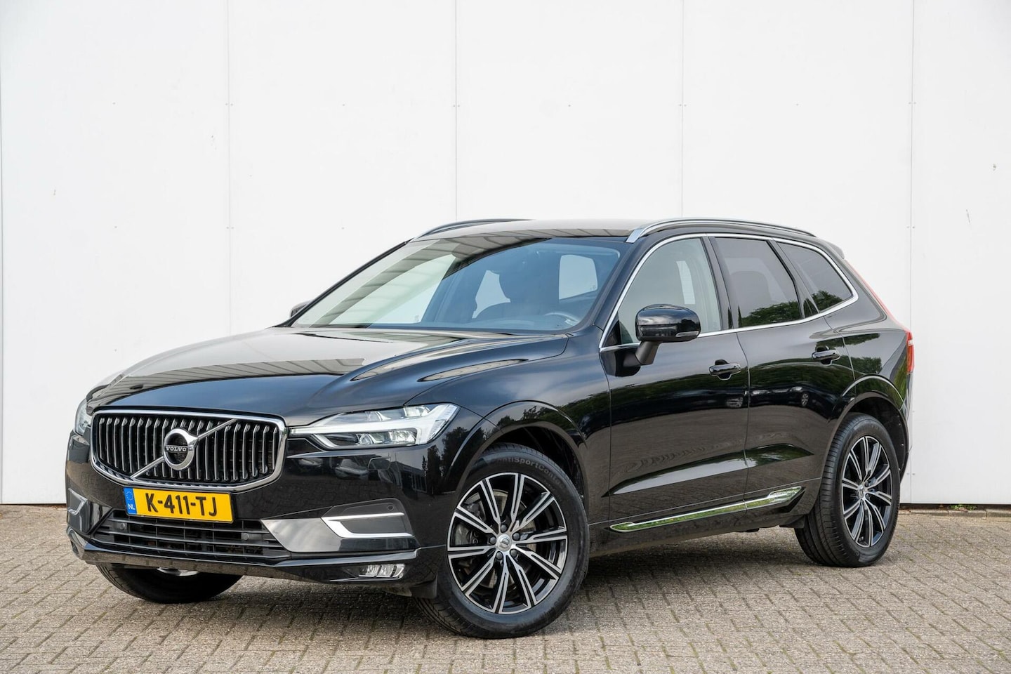 Volvo XC60 - B5 Inscription | Adaptive Cruise | Trekhaak - AutoWereld.nl