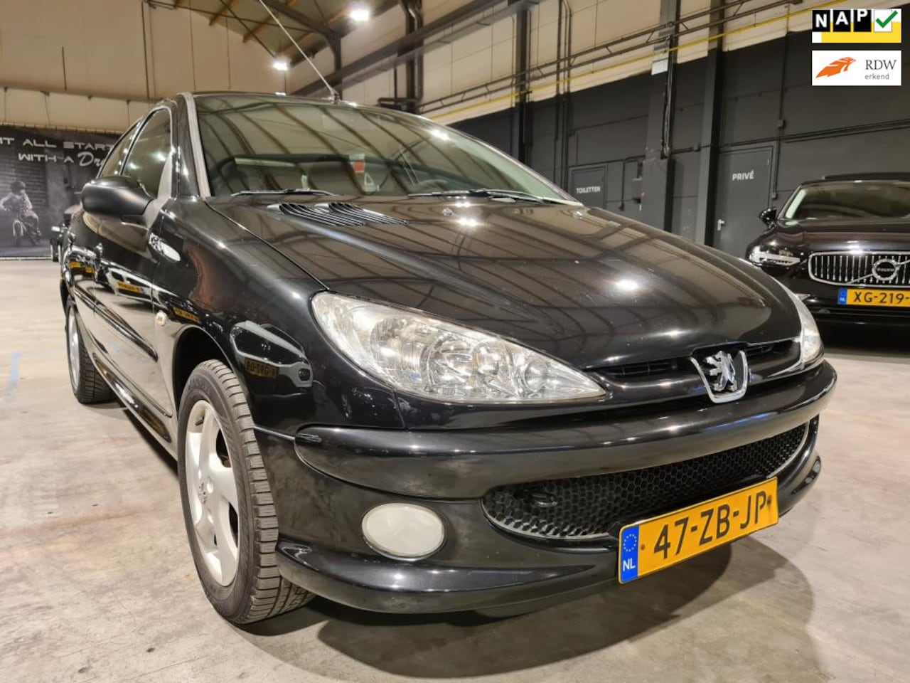 Peugeot 206 - 1.4 Forever - 5 deurs - Airco - NL Auto - AutoWereld.nl