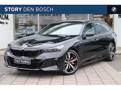 BMW 5-serie Touring - 530e M Sport Automaat / Trekhaak / Adaptieve LED / M Sportonderstel / Parking Assistant /