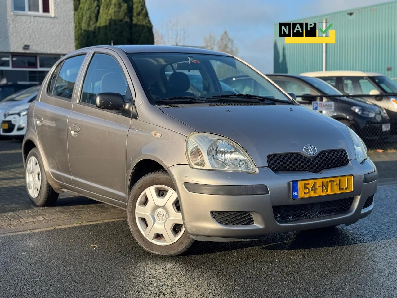 Toyota Yaris - 1.0 VVT-i Idols/5DRS/APK 09-2025 - AutoWereld.nl