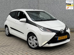 Toyota Aygo - 1.0 VVT-i x-play-Airco-Cruise-Camera-GoedOnderh-NAP