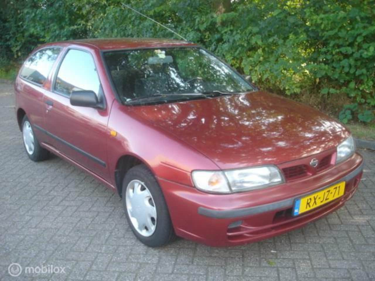 Nissan Almera - 1.6 I Pulsar Comfort Airco stuurbekrachtiging - AutoWereld.nl