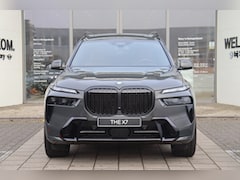 BMW X7 - xDrive40i High Executive M Sport Automaat / Panoramadak Sky Lounge / Massagefunctie / Park