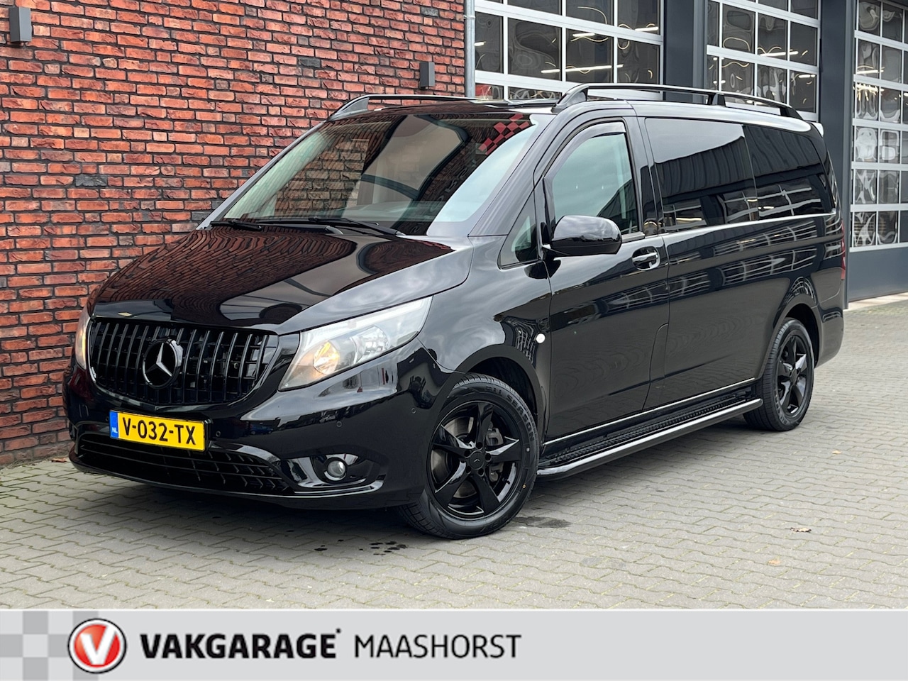 Mercedes-Benz Vito - 119 CDI BlueTEC Lang DC Comfort Marge AchteruitrijCamera/PDC/Airco/Navi/Trekhaak/Bluetooth - AutoWereld.nl