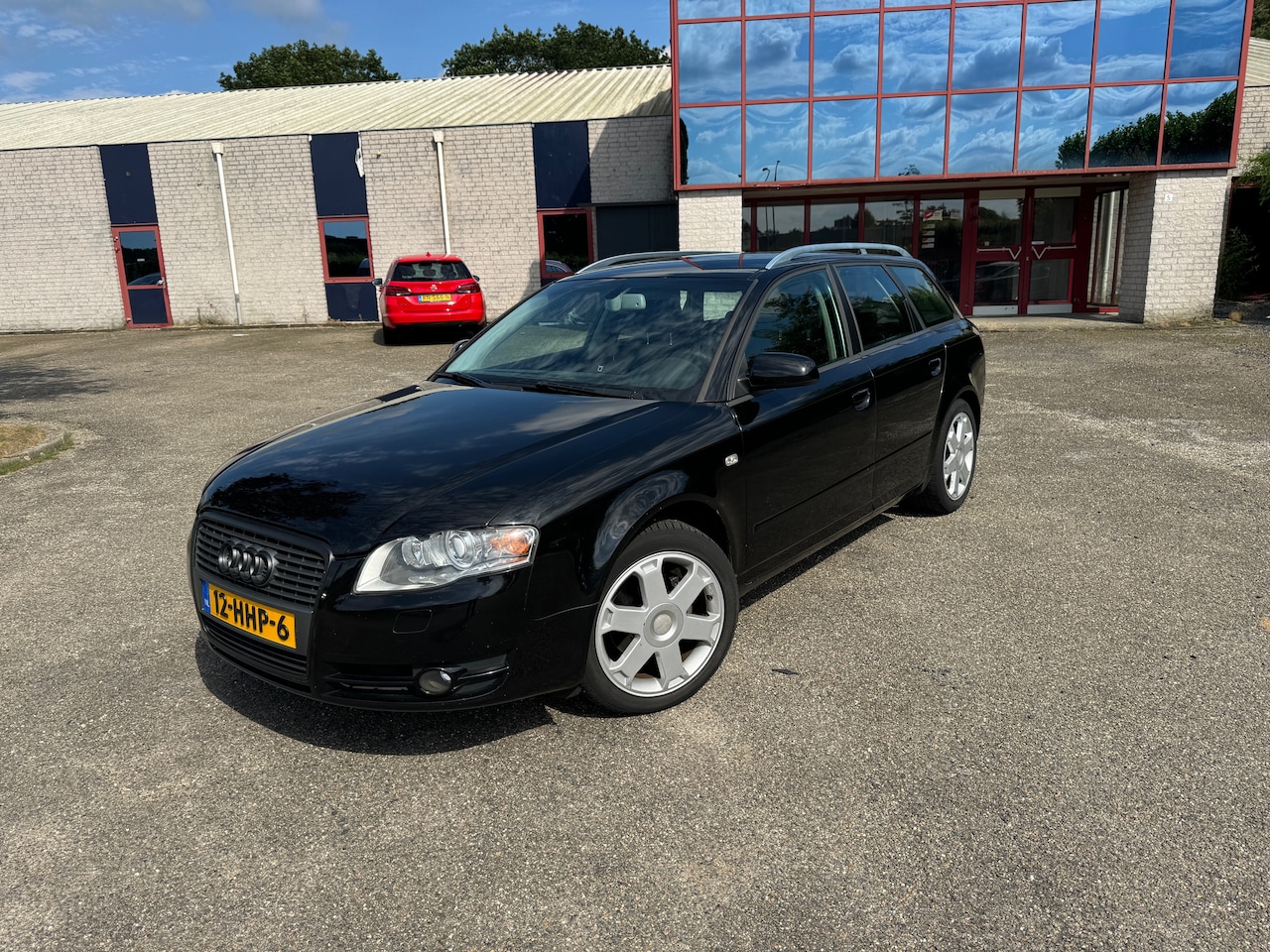 Audi A4 Avant - 2.0 TDI Pro Line - AutoWereld.nl