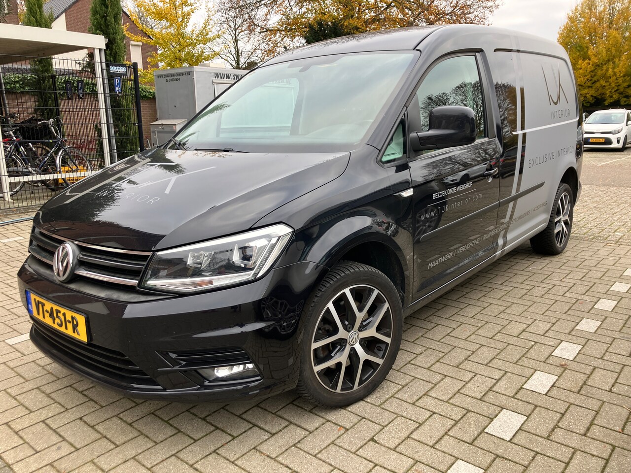 Volkswagen Caddy - 2.0 TDI L2H1 BMT Maxi Highline VOLSTE van NL, 150PK DSG Leder Navi PDC Cruise TOPSTAAT! volledige historie bekend - AutoWereld.nl