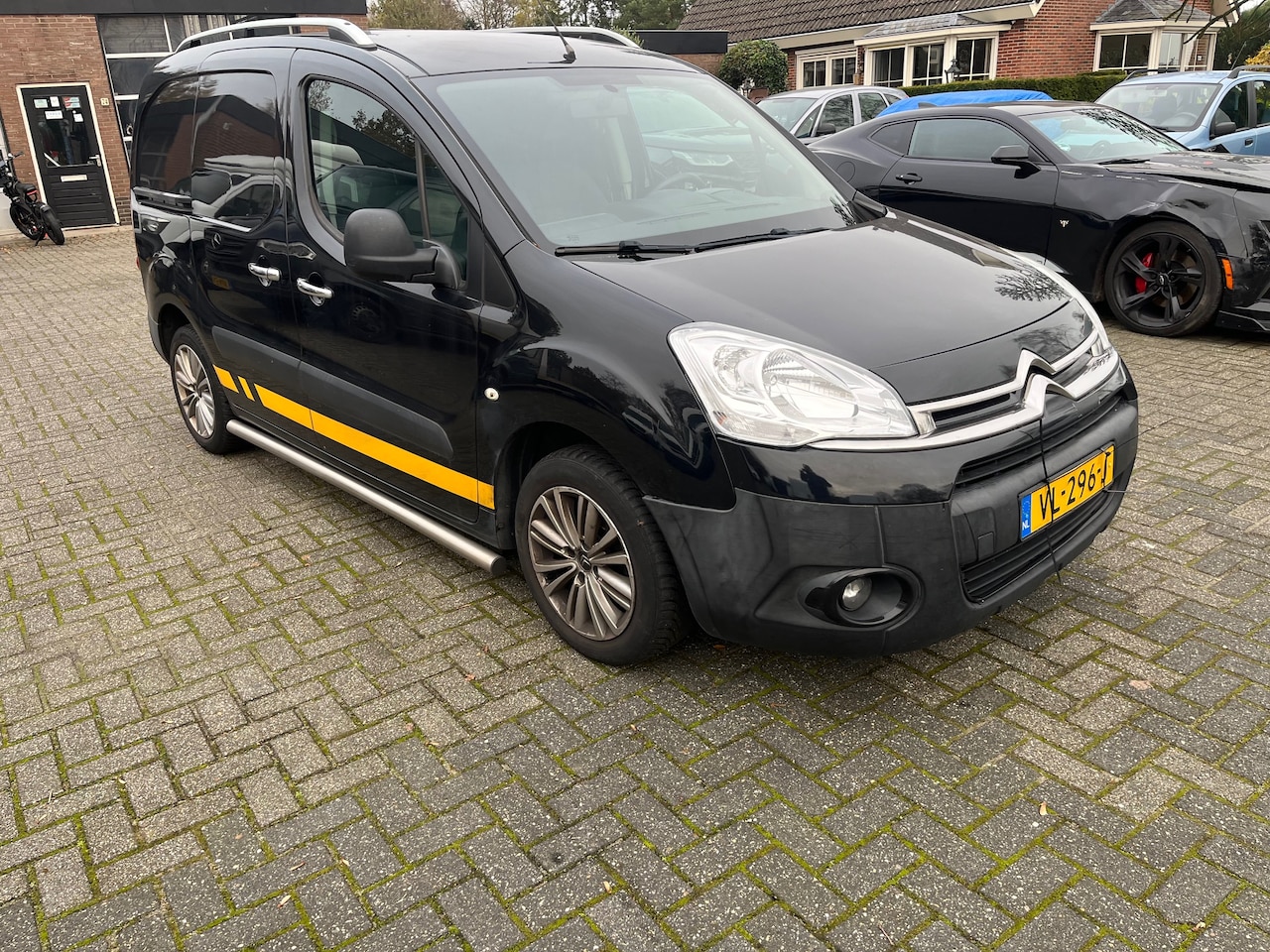 Citroën Berlingo - 1.6 HDI 500 Comfort Economy dakrails. sportvelgen - AutoWereld.nl