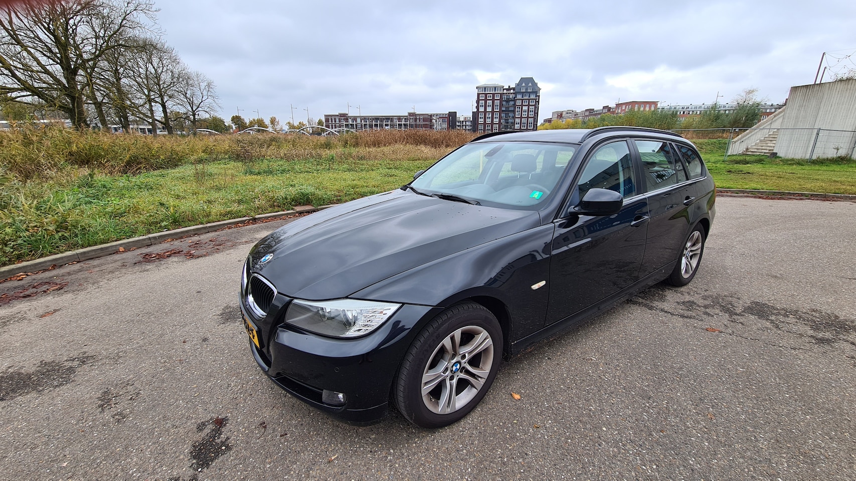 BMW 3-serie Touring - 318i Luxury Line - AutoWereld.nl