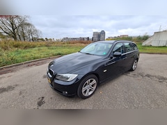 BMW 3-serie Touring - 318i Luxury Line